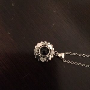 Necklace with “I love you” in 100 languages